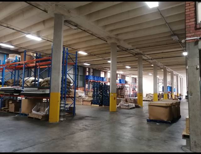 1,370M² WAREHOUSE TO LET IN MARIANNHILL